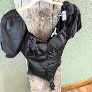 Satin puffy sleeve body suit